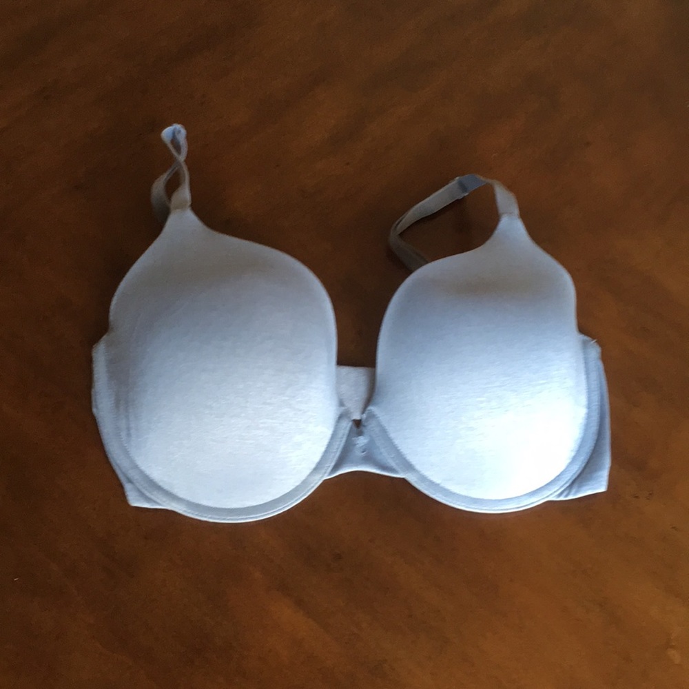 Victoria’s Secret bra size 34DD